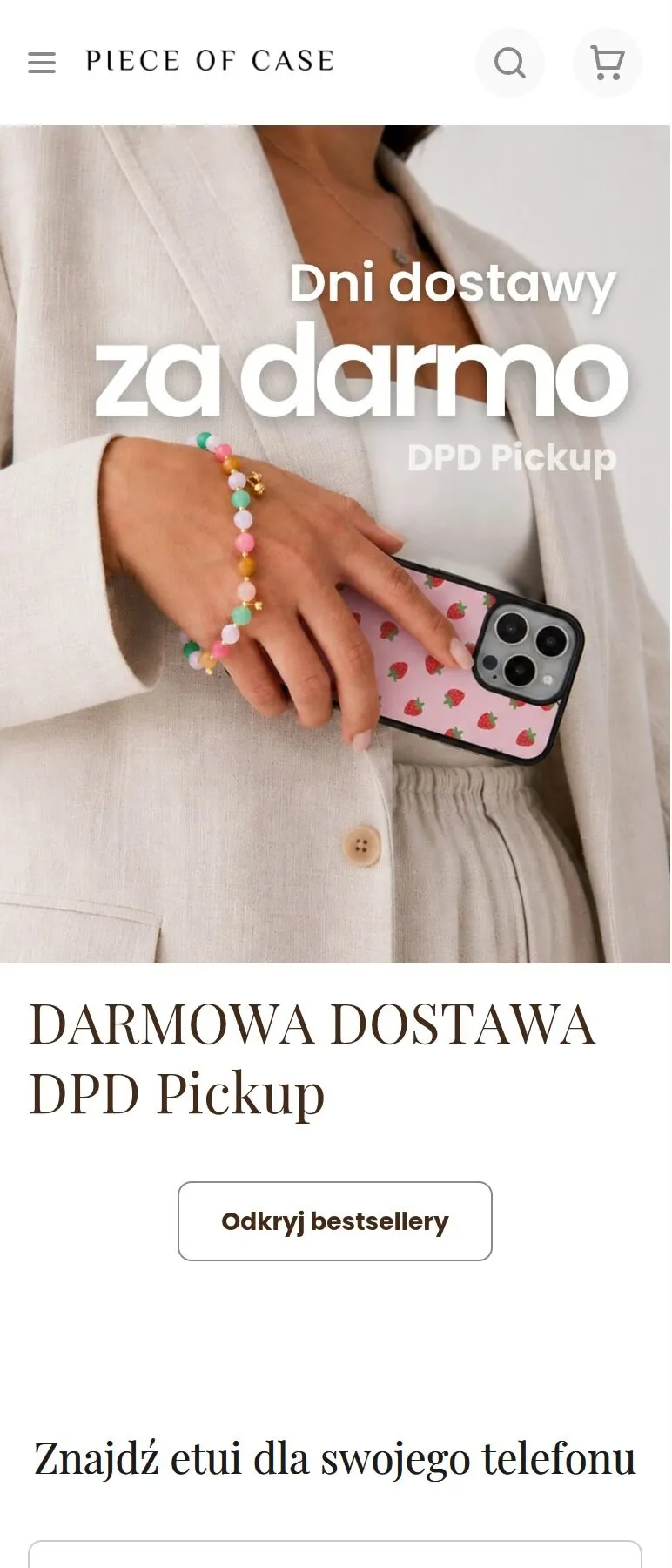 Sklep Piece of Case na telefonie: baner informujący o darmowej dostawie i przycisk do bestsellerów